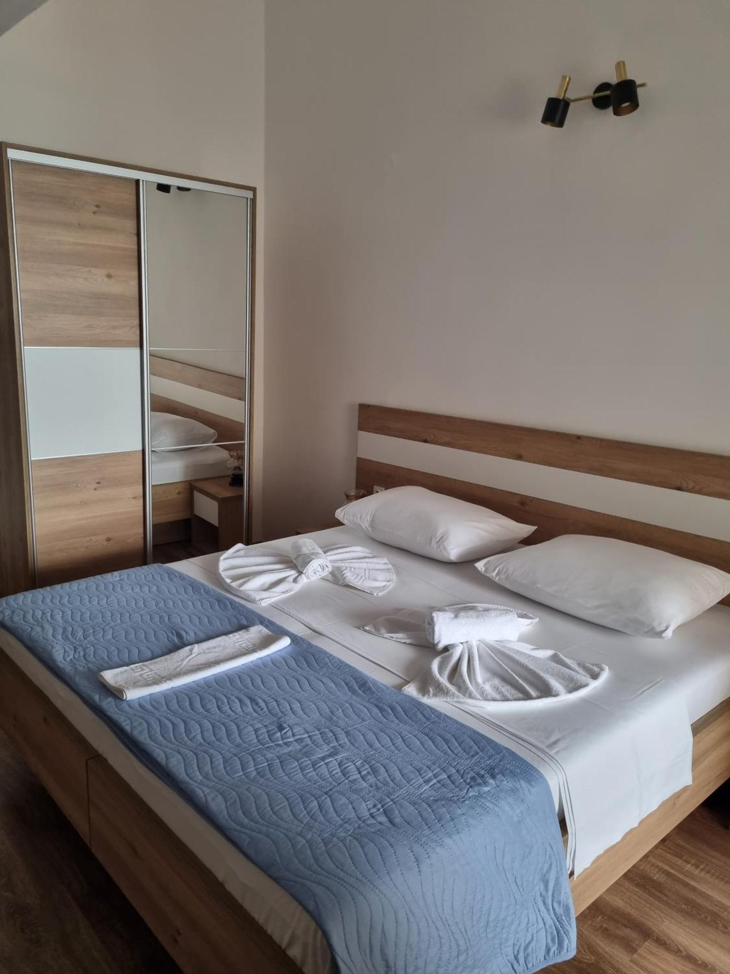 Bed And Breakfast Miramar สตารีกราด-ปาเคลนีซา ภายนอก รูปภาพ